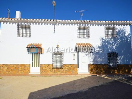 Casa Venezuela: Town House in Albox, Almeria