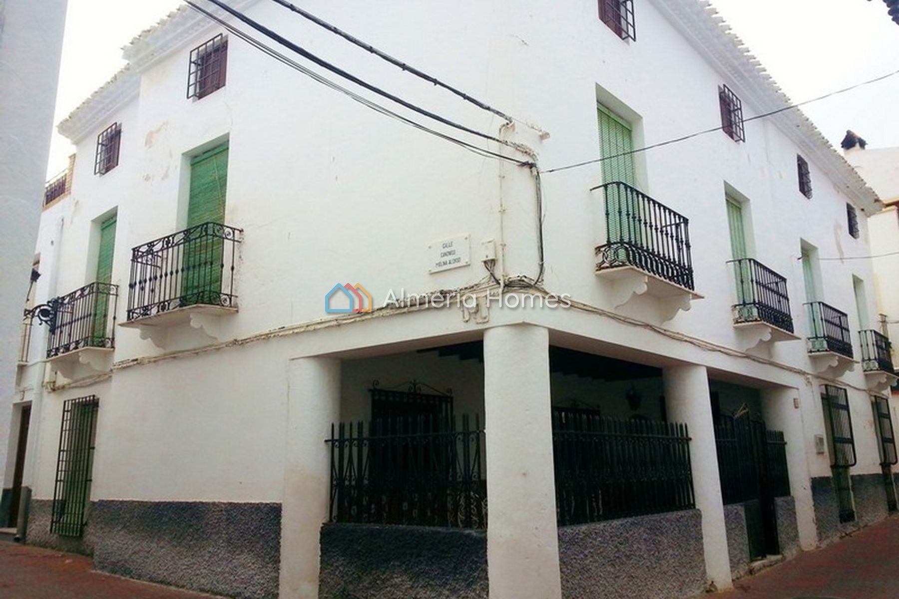 Casa Espectaculo — Town House for sale in Albanchez, Almeria — Image #1