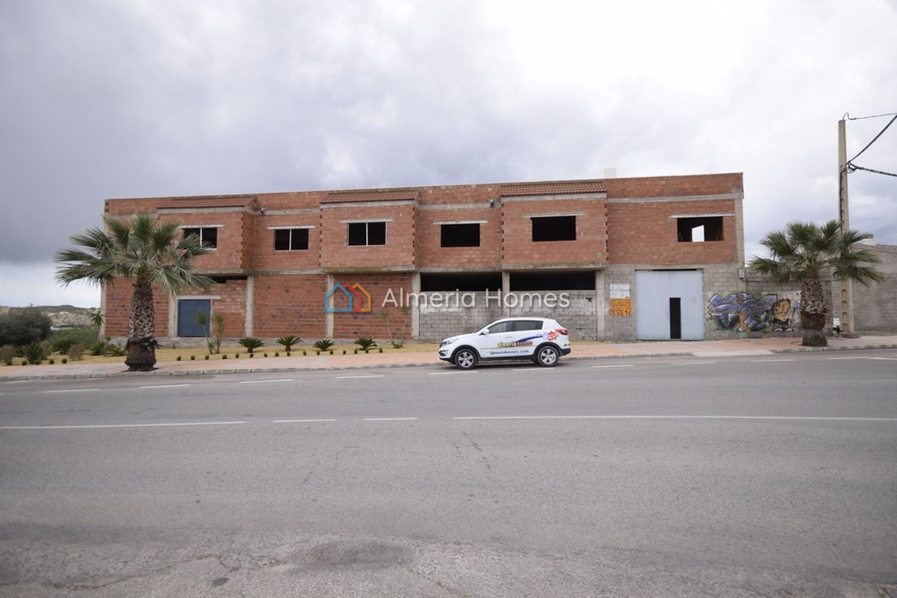 Comercial Alfoquia — Commercial Property for sale in La Alfoquia, Almeria — Image #1