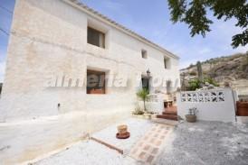 Cortijo Ermita: Casa de Campo en venta en Oria, Almeria