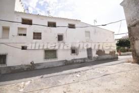 Casa Nube: Town House for sale in Zurgena, Almeria