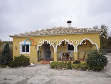 Villa Batalla : Villa in Oria, Almeria