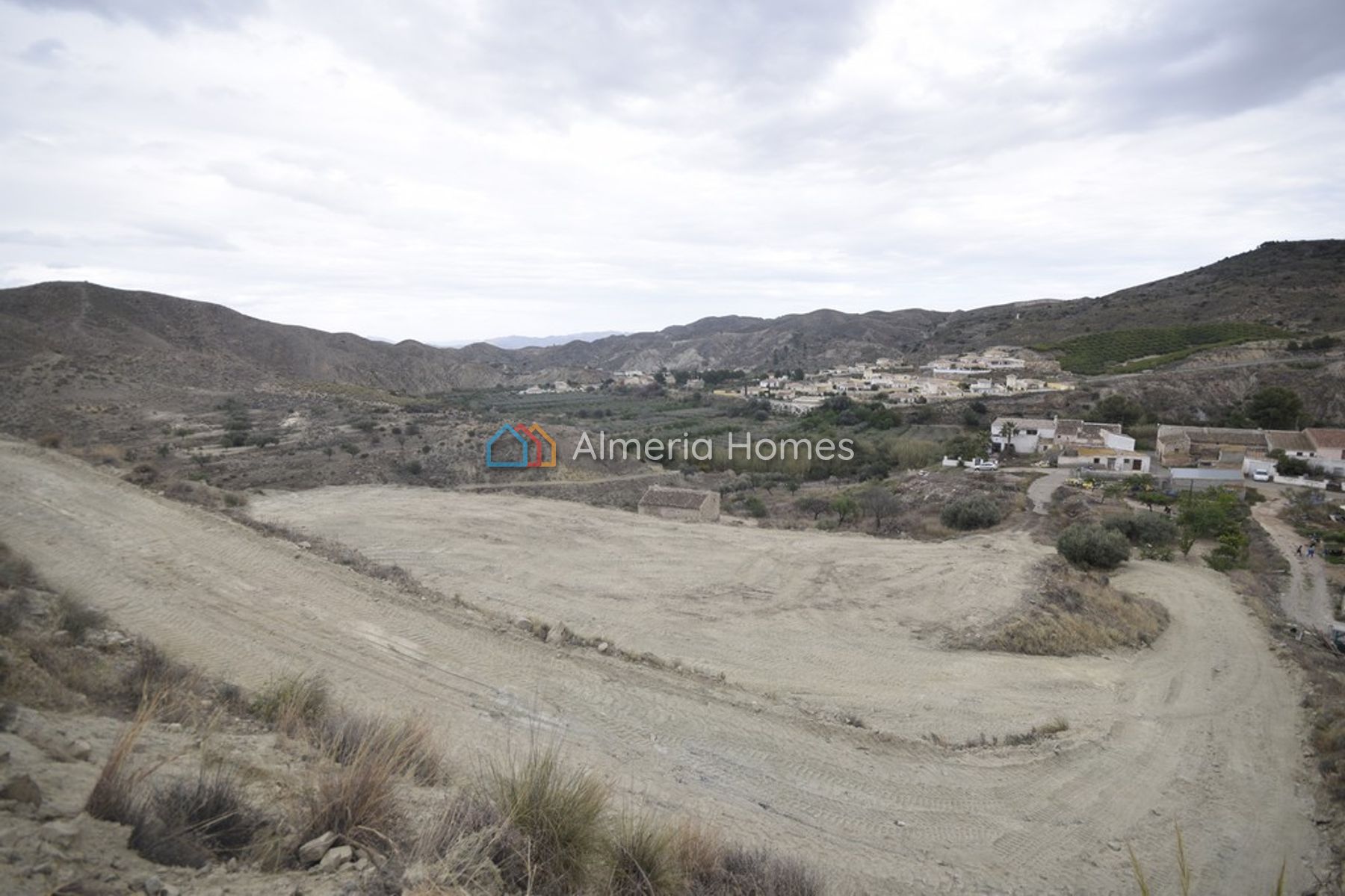 Cortijo Caballo — Country House for sale in Arboleas, Almeria — Image #2