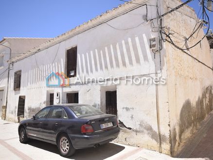 Casa Sesenta: Country House in Partaloa, Almeria