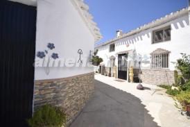 Casa Paola: Country House for sale in Velez Rubio, Almeria