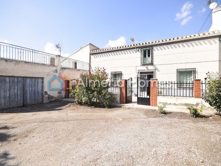 Cortijo Suco: Country House in Oria, Almeria