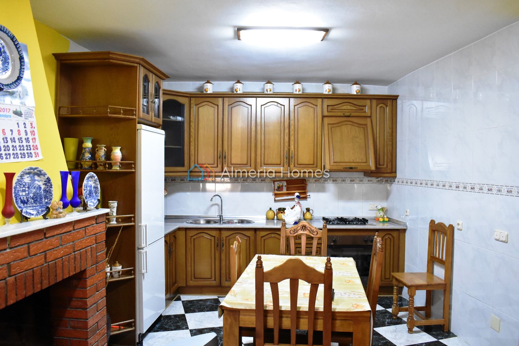 Casa Emperador &mdash; Dorpshuis te koop in Somontin, Almeria — Afbeelding #3