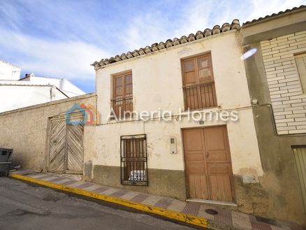 Casa Petalo: Town House in Cantoria, Almeria