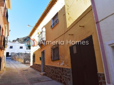 Casa Piqui: Town House in Purchena, Almeria