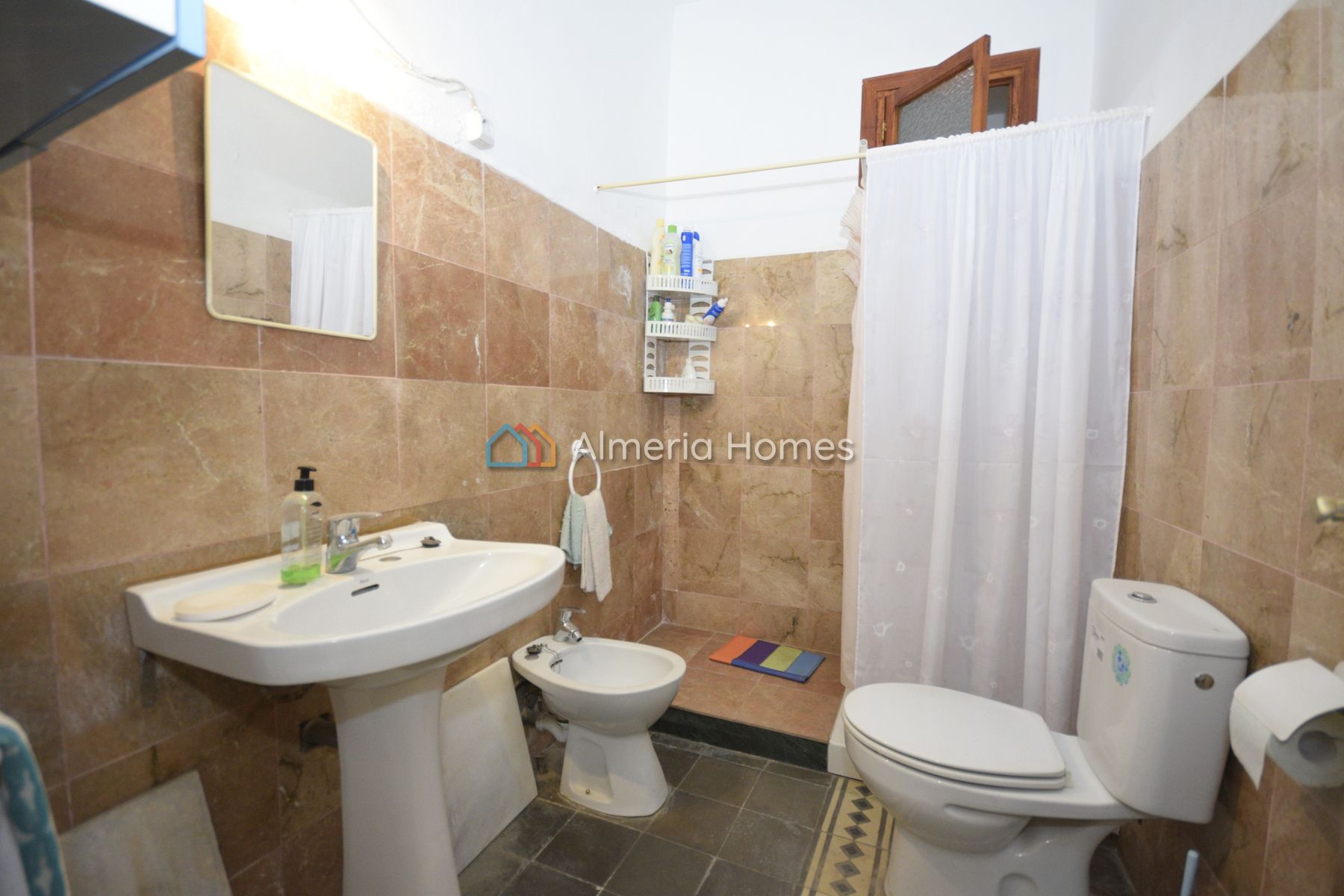 Casa Cuarenta &mdash; Stadswoning te koop in Purchena, Almeria — Afbeelding #3