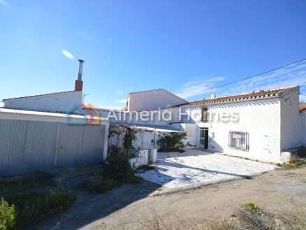 Cortijo Cactus: Country House in Albox, Almeria