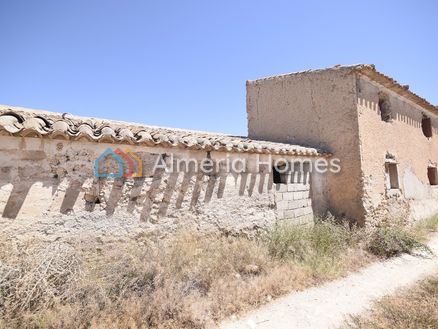 Cortijo Oros 2: Country House in Oria, Almeria