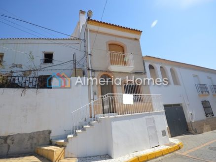 Casa Carrera: Town House in Arboleas, Almeria