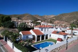 Villa Temptation: Villa for sale in Arboleas, Almeria