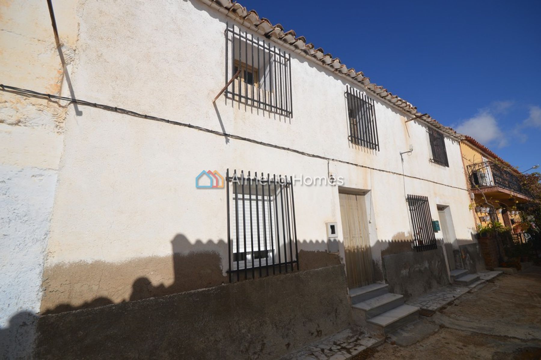 Casa Warren — Town House for sale in Oria, Almeria — Image #1