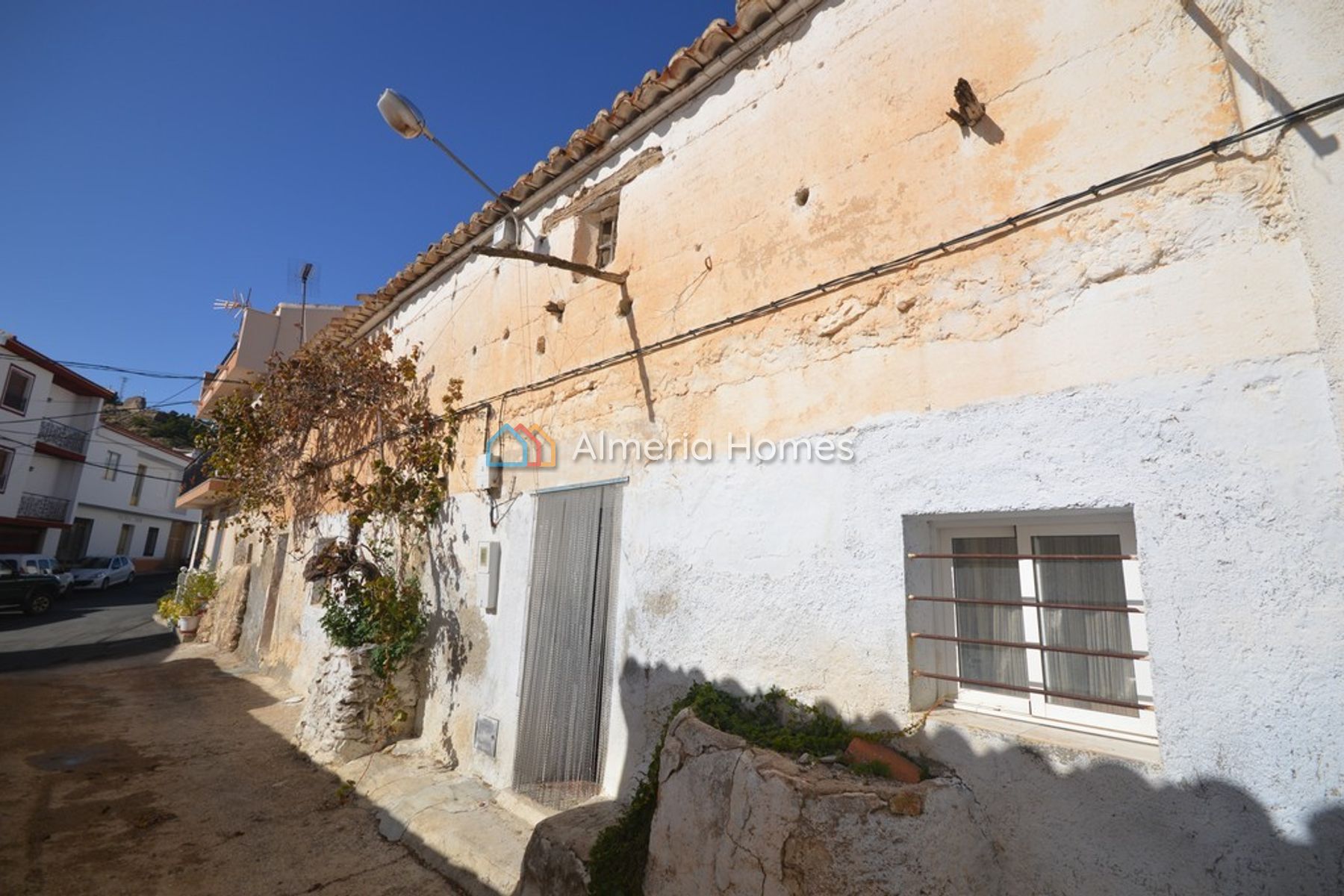 Casa Uniforme — Town House for sale in Oria, Almeria — Image #1