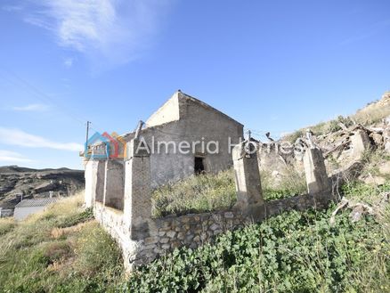 Cortijo del Mojon: Country House in Albox, Almeria