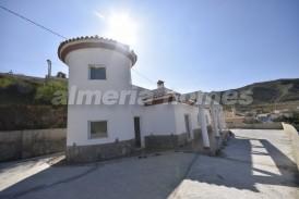 Villa El Camino : Villa te koop in Arboleas, Almeria