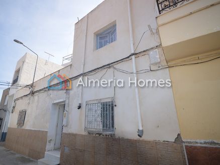 Casa Polvo: Town House in Macael, Almeria