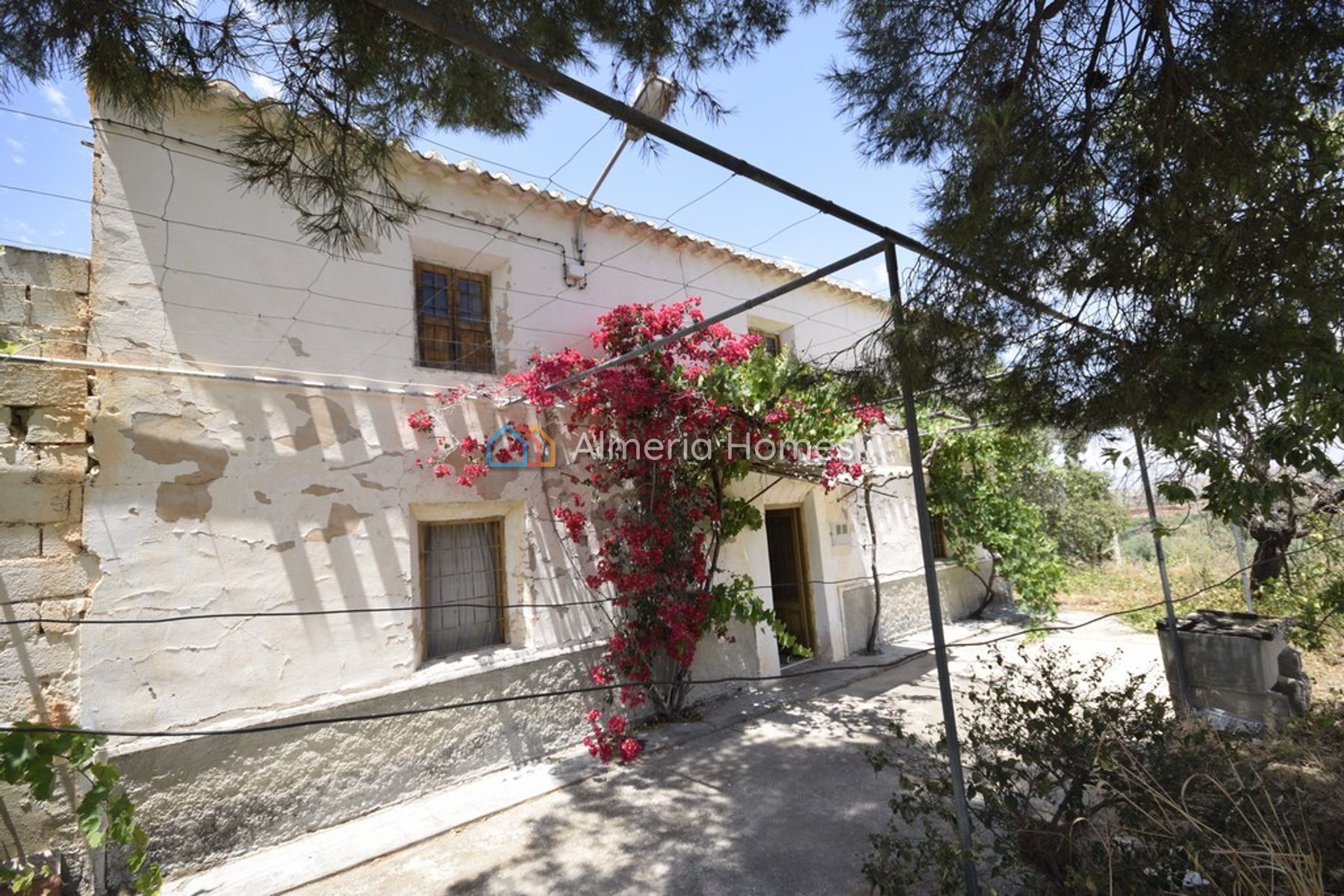 Cortijo Yucca — Country House under offer in Arboleas, Almeria — Image #1