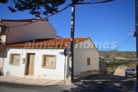 Casa Gracias: Stadswoning te koop in Cantoria, Almeria