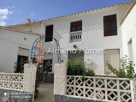 Casa Pianta: Village House in Higueral, Almeria