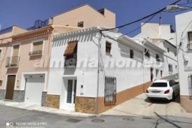 Village House Tinka: Village House for sale in Purchena, Almeria