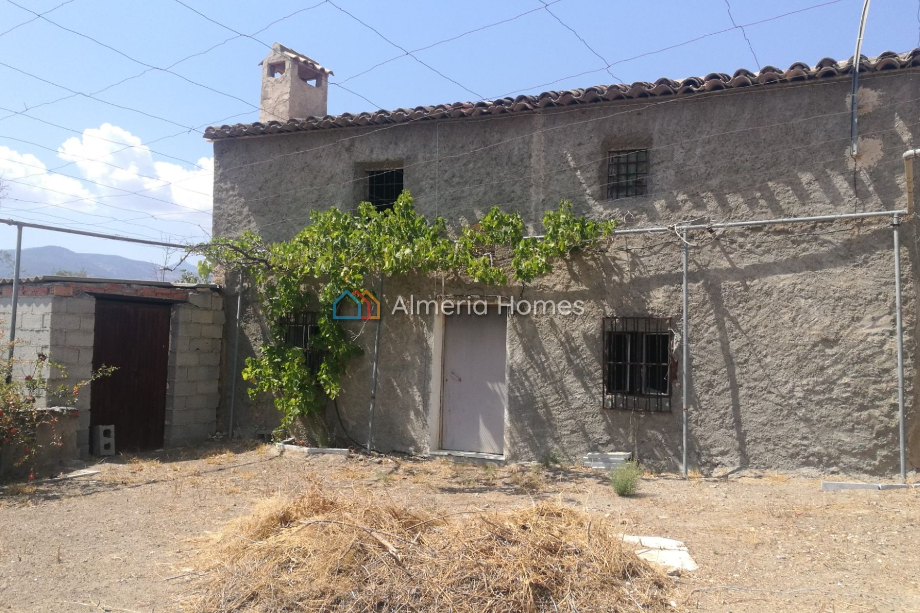 Country House Loli  — Country House for sale in Olula del Rio, Almeria — Image #1