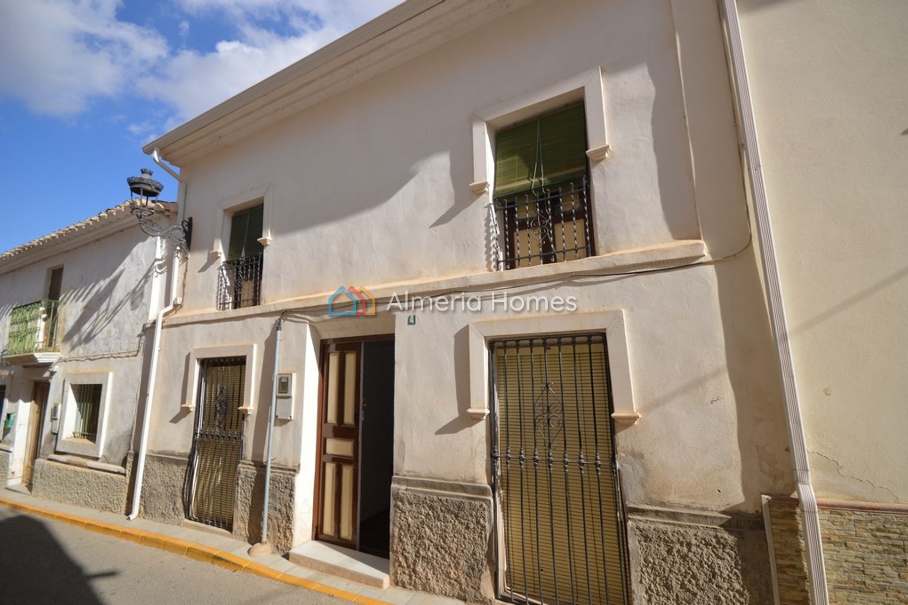 Casa Cien — Town House for sale in Partaloa, Almeria — Image #1