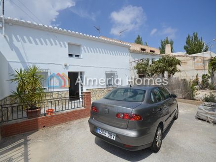 Casa Marcos: Town House in Oria, Almeria