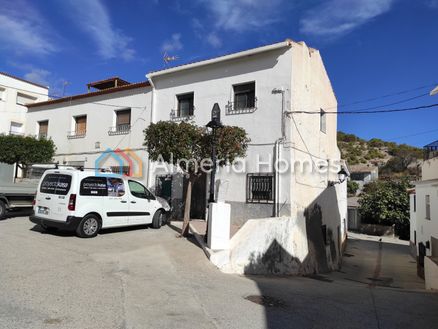 Village House Banana: Dorpshuis in Lucar, Almeria