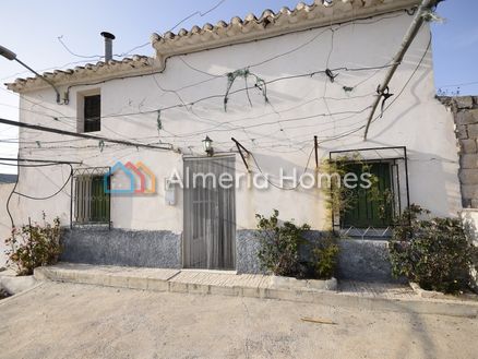 Cortijo Maple: Country House in Oria, Almeria