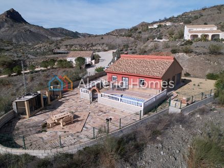 Villa Daisy: Villa in Albox, Almeria