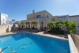 Villa Alabama: Villa te koop in Mojacar Playa, Almeria