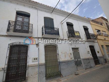 Casa Frambuesa: Town House in Albox, Almeria