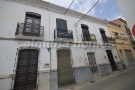 Casa Frambuesa: Casa Adosado en venta en Albox, Almeria