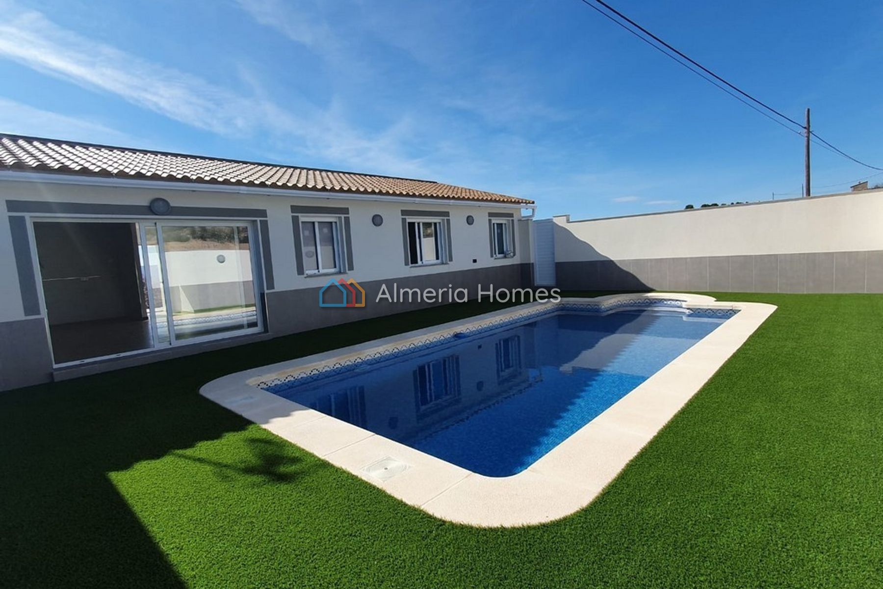 Villa Gonar — Villa for sale in Puerto Lumbreras, Murcia — Image #1