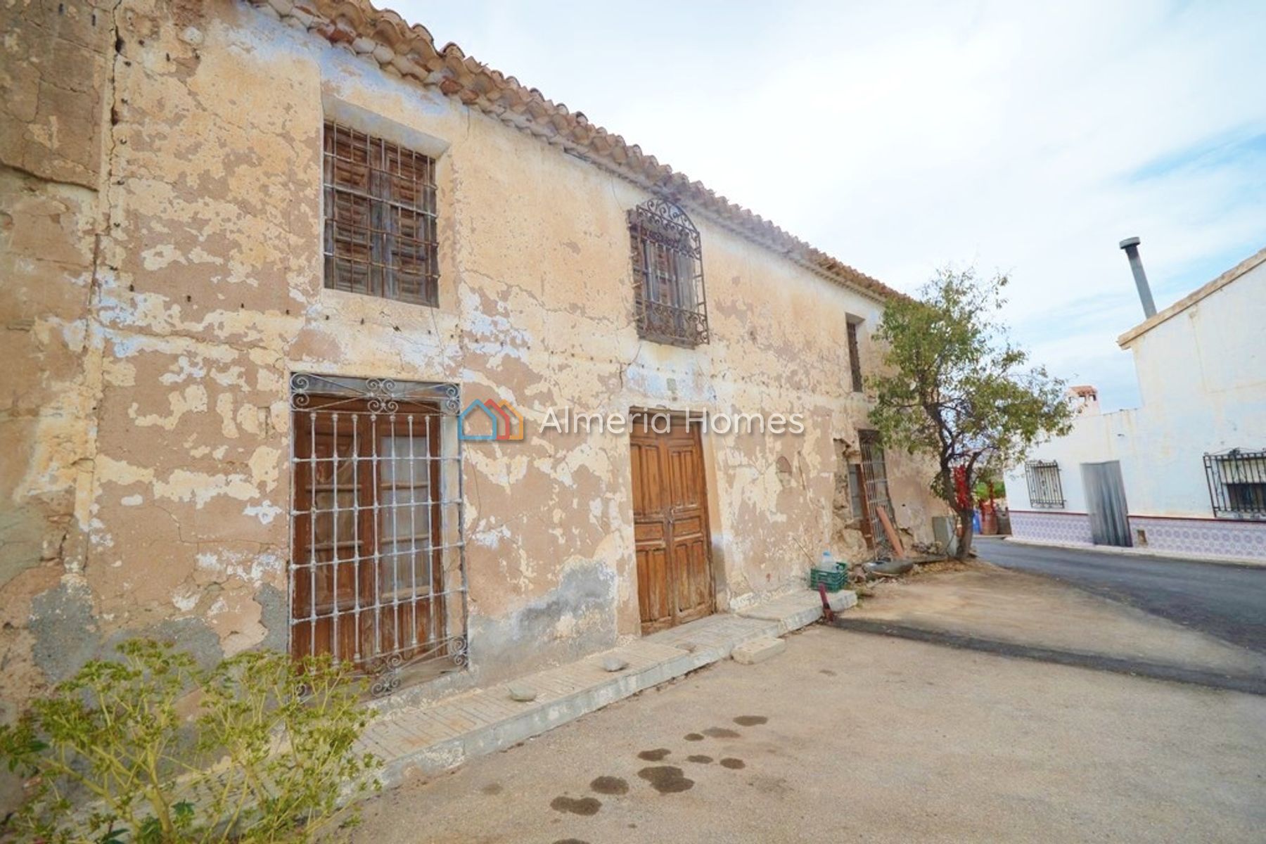 Cortijo Bellavista — Country House for sale in Arboleas, Almeria — Image #1