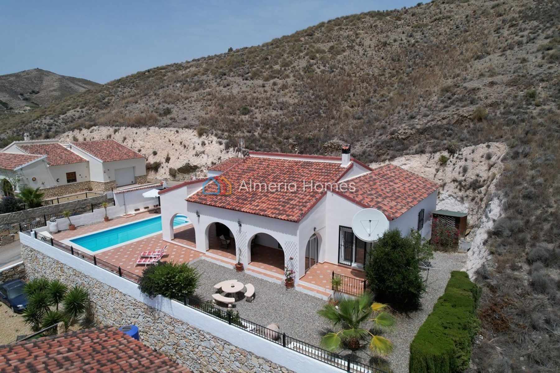 Villa Spectacular — Villa under offer in Arboleas, Almeria — Image #2