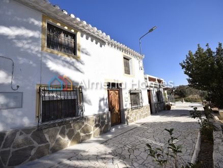 Cortijo Esparragal: Country House in Arboleas, Almeria