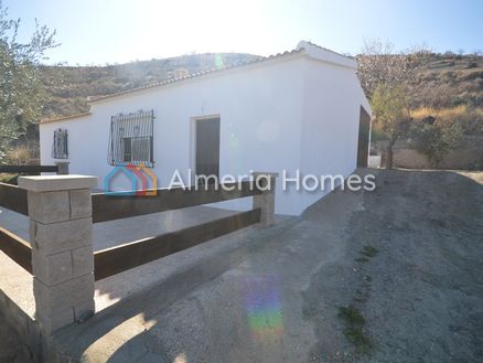 Villa Saliente: Country House in Albox, Almeria