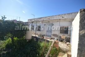 Cortijo Amable: Maison de campagne a vendre en Fines, Almeria