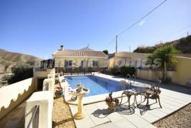 Villa Bluebird: Villa en venta en Arboleas, Almeria