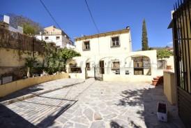 Cortijo Hibisco: Town House for sale in Oria, Almeria