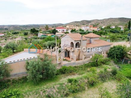 Villa Georgia: Villa in Albox, Almeria