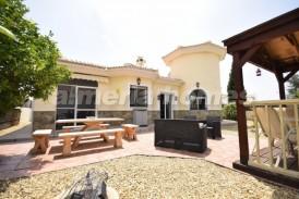 Villa Junio: Villa en venta en Partaloa, Almeria