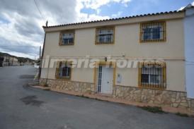 Casa Rincon: Casa Adosado en venta en Arboleas, Almeria