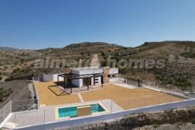 Villa Atardecer: Villa en venta en Albox, Almeria