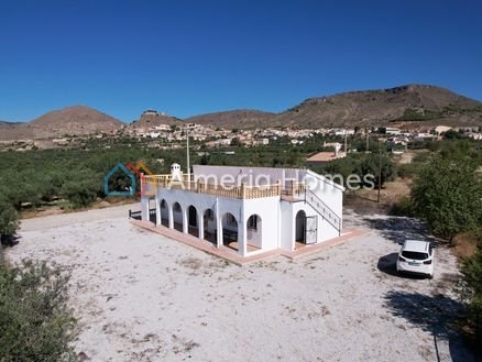 Villa Fresno: Villa in Oria, Almeria