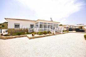 Villa Limonero: Villa en venta en Velez Rubio, Almeria